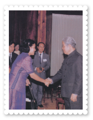 2536-royal-activity-vietnam-do-muoi-secretary-party